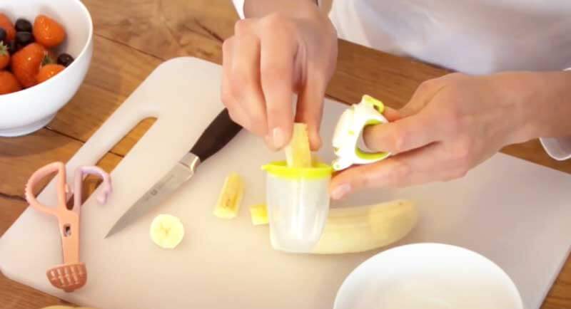 How-to-use-a-silicone-fruit-feeder-1.jpg