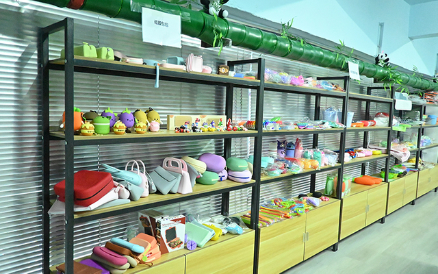 LSR injection molding workshop