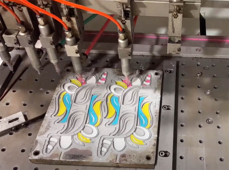 Silicone-Dripping-Dispensing-Molding2.jpg