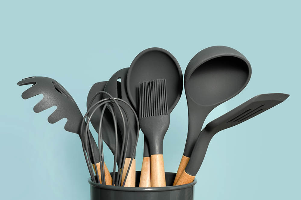 silicone_kitchen_utensils.jpg