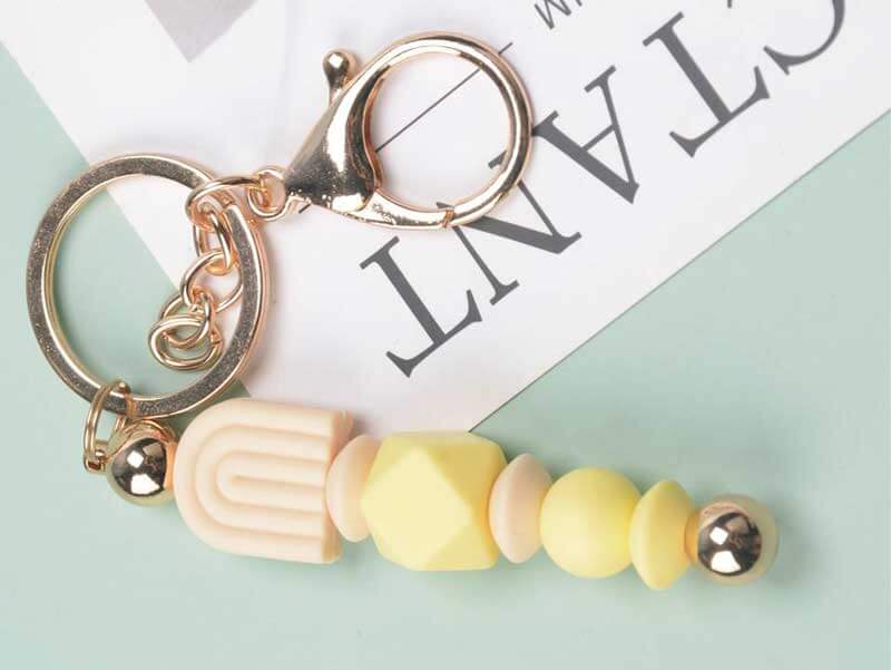 how-to-Make-beaded-keychains.jpg