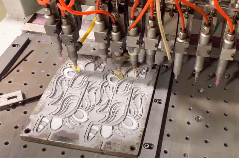 Silicone-Dripping-Dispensing-Molding1.jpg