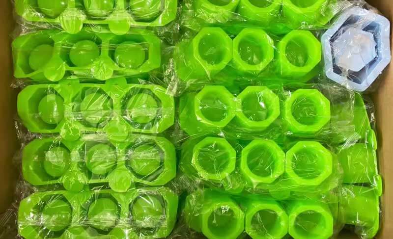 silicone-candle-molds.jpg