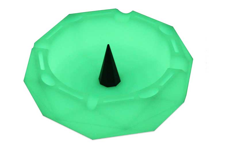 Do-the-glow-in-the-dark-silicone-ashtrays-have-a-life-expectancy？.jpg