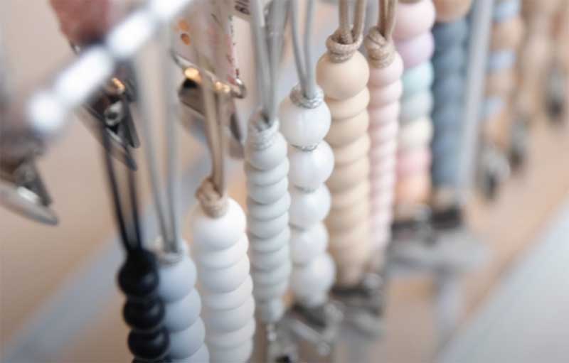 What-is-Silicone-Pacifier-Clip？.jpg