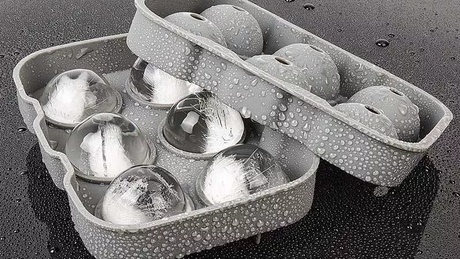 how-to-make-clear-ice-balls-with-silicone-mold_798_449.png